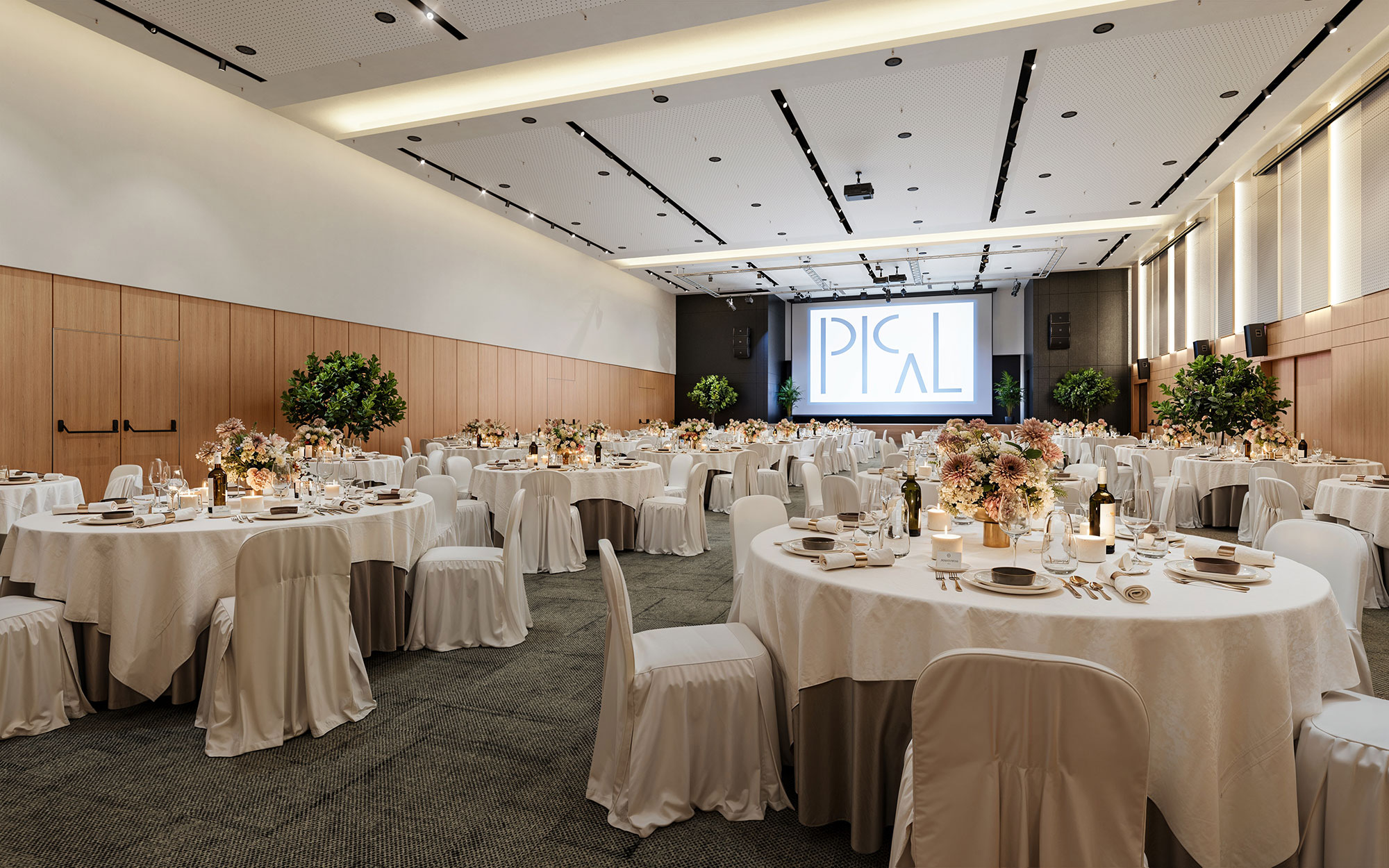 Banquet hall
